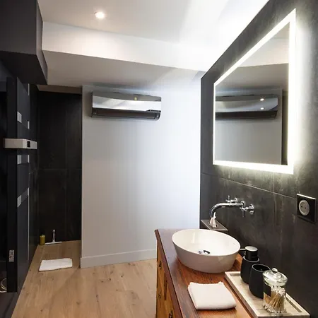 Le 47, Pause A La Campagne Nyaraló *