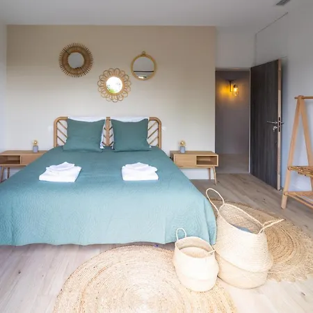 Le 47, Pause A La Campagne Nyaraló *